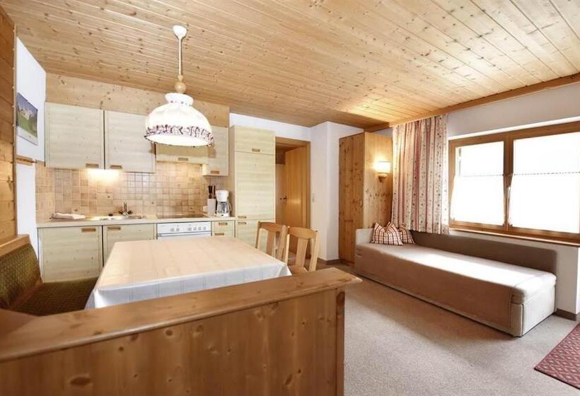 침실 2개 아파트, Berghof Gundalatsch