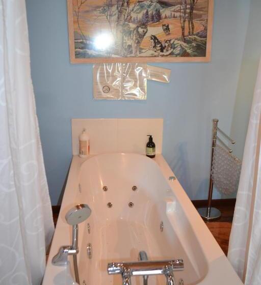 חדר סטנדרט עם ג'קוזי, Chambre D Hôtes Le Moulin