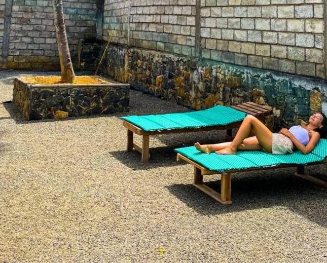 Номер Стандарт, Tharurashmi Sea Pond Villa & Surf Hostel   Hiriketiya