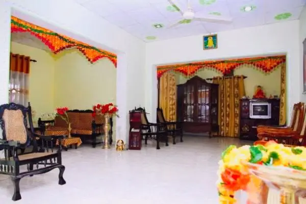 スタンダードルーム, Tharurashmi Sea Pond Villa & Surf Hostel   Hiriketiya