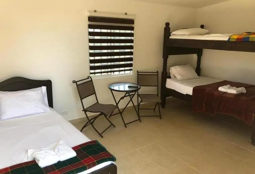 スタンダードトリプルルーム, Finca Hotel Cerritos Plaza