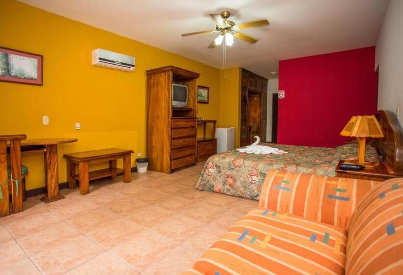 スタンダードルーム, Inn On The Park