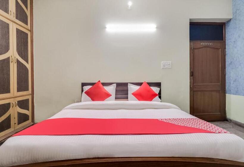 トリプルクラシックルーム, Oyo 65130 Saad Residency