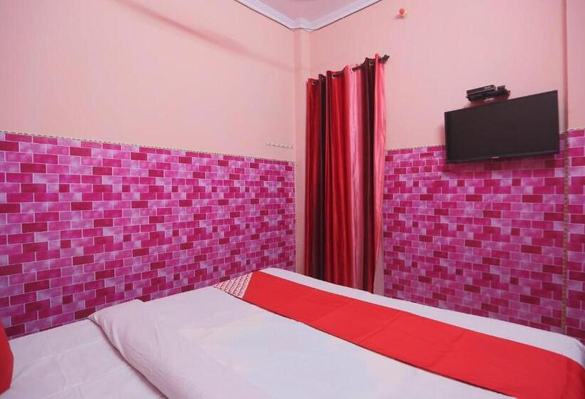 חדר קלאסי לשלושה, Oyo Flagship Sangam Guest House