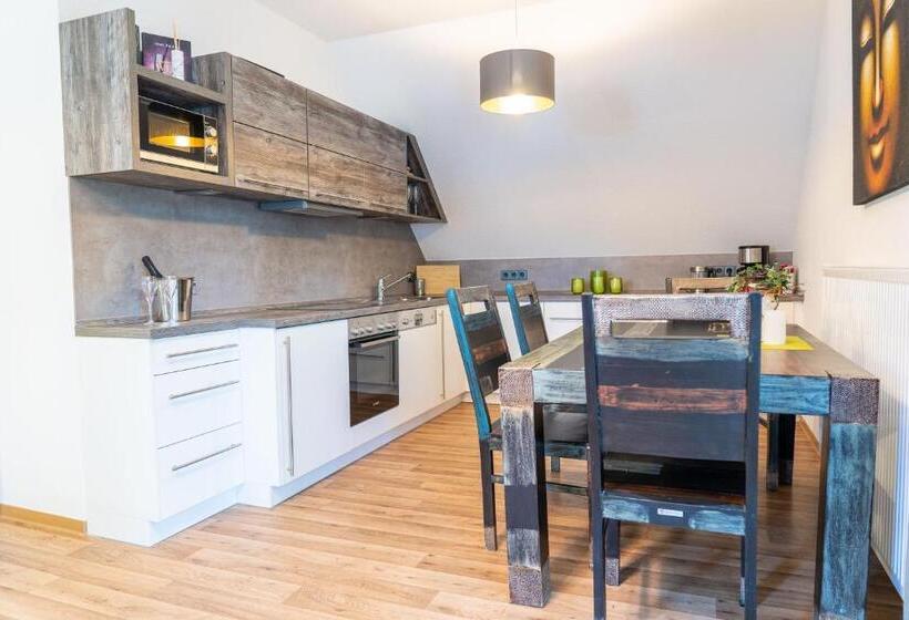 Апартаменты 1 Спальня с Балконом, Zur Waldhufe