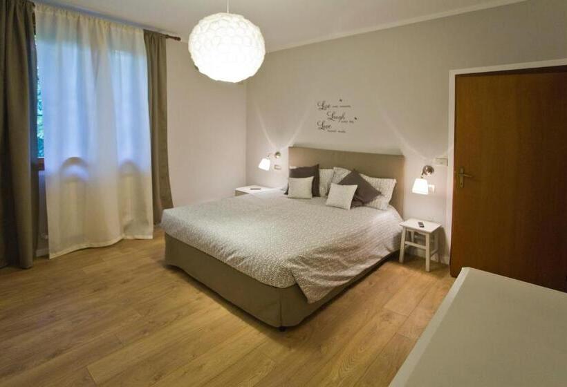 Номер Стандарт, La Maison B&b Di Brigitte E Simone