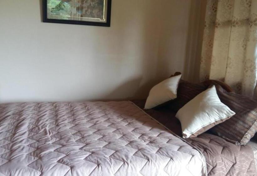 Pokój Standard, เฮือนปลายนา โฮมสเตย์