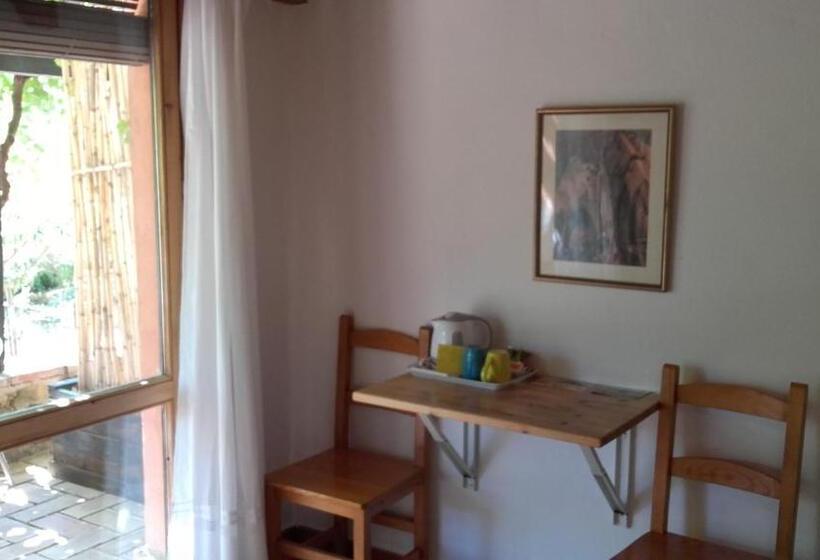 Номер Стандарт Вид на Сад, Hostal Rural Casa Pedro