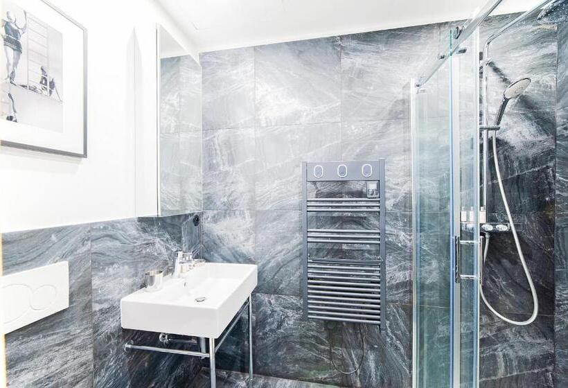 スタンダードルーム, Pavillon Marais