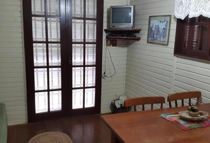 シャレー1寝室, Residencial Emery Village