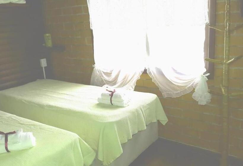 シャレー1寝室, Residencial Emery Village