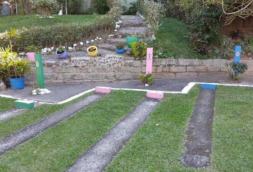 シャレー1寝室, Residencial Emery Village