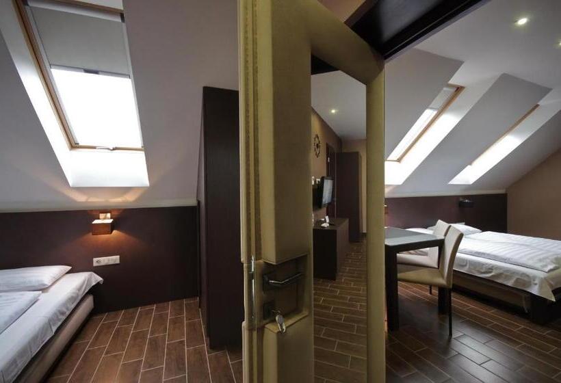 اتاق استاندارد, Royal Residence Apartments