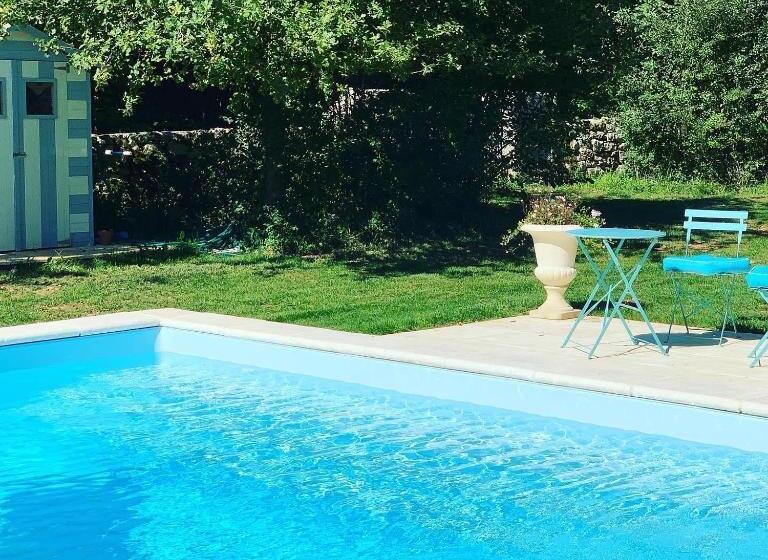 ガーデンビューファミリールーム, The Stables Gite At Chateau Mas De Pradié