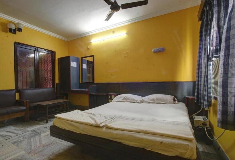 三人经典房间, Spot On Hotel Anandha