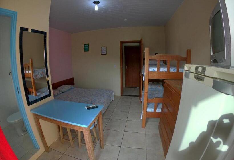 اتاق استاندارد چهار تخته, Complexo Desenferruja Uma Quadra Praia Da Ferrugem