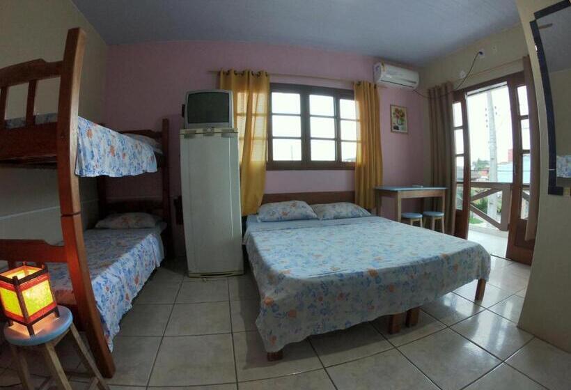 سوییت اجرایی, Complexo Desenferruja Uma Quadra Praia Da Ferrugem