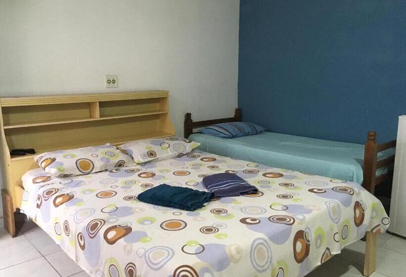 اتاق استاندارد سه نفره, Pousada Do Artista