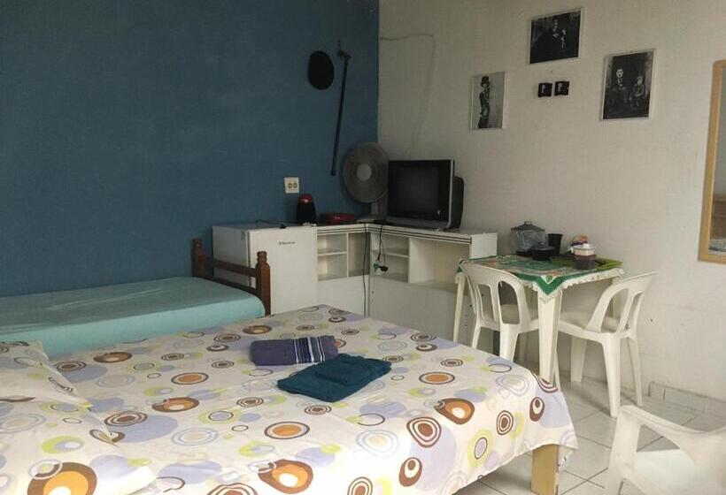 اتاق استاندارد سه نفره, Pousada Do Artista