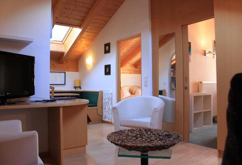 Апартаменты 2 Спальни, Aparthotel Christophorus