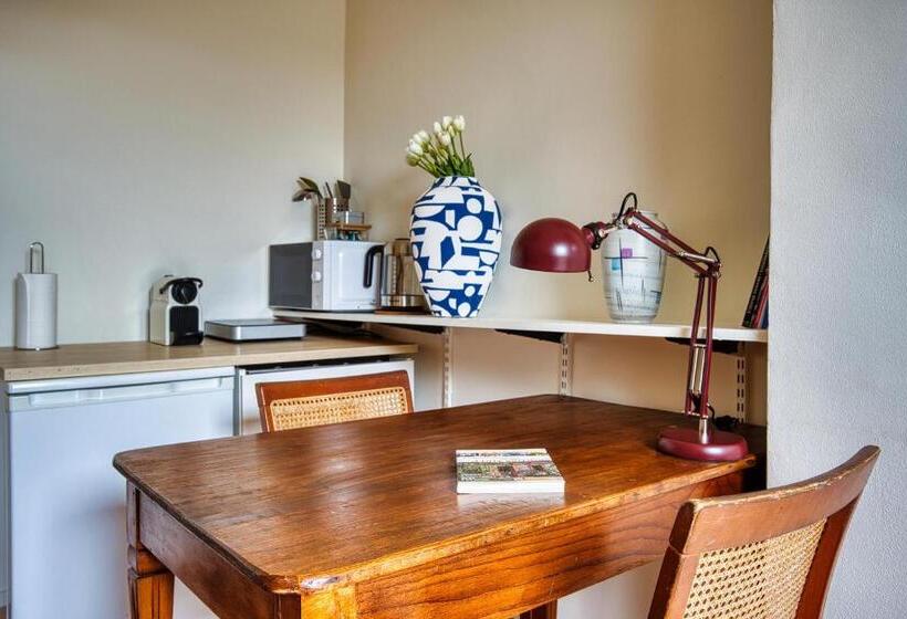 ویلای 1 خوابه, Comenstay Brussels