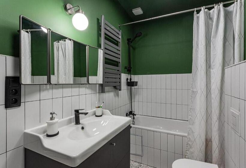 آپارتمان 1 خوابه همکف, Comenstay Brussels