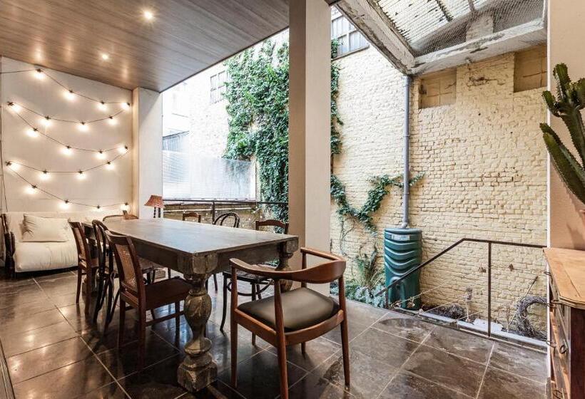 ویلای لوکس 1 خوابه, Comenstay Brussels