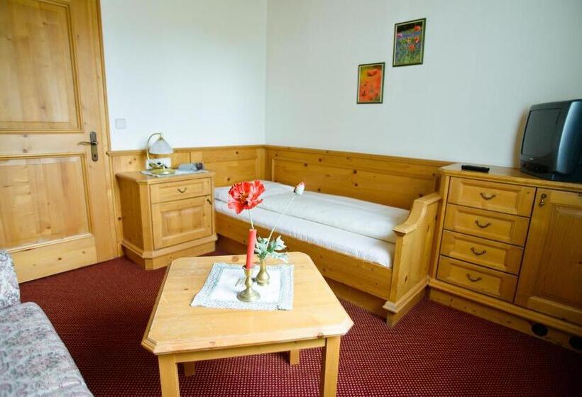 クラシックシングルルーム, Dorf Café