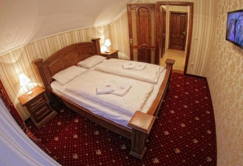 Номер Стандарт с Балконом, база відпочинку ельдорадо