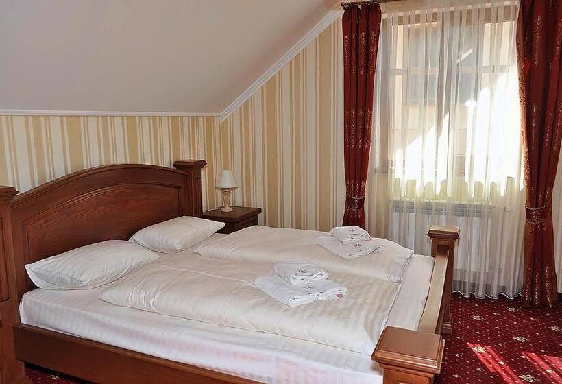 Номер Стандарт с Балконом, база відпочинку ельдорадо