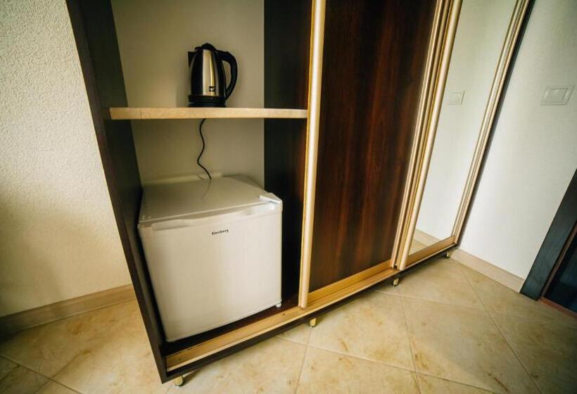 Четырехместный Номер Deluxe, база відпочинку ельдорадо