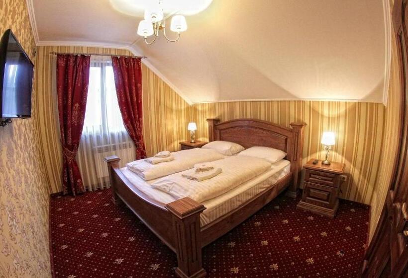 Четырехместный Номер Стандарт с Балконом, база відпочинку ельдорадо