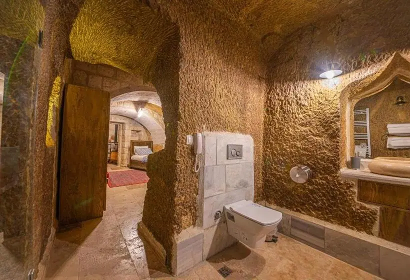 ハイドロマッサージバス付きスイート, Belenus Cave House