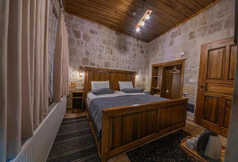 スタンダードルーム, Belenus Cave House