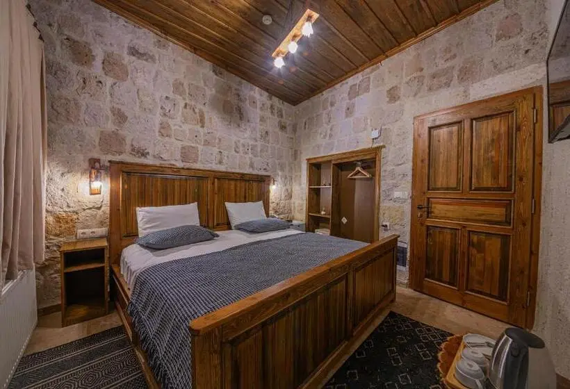 スタンダードルーム, Belenus Cave House