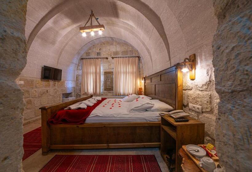 수피리어 룸, Belenus Cave House