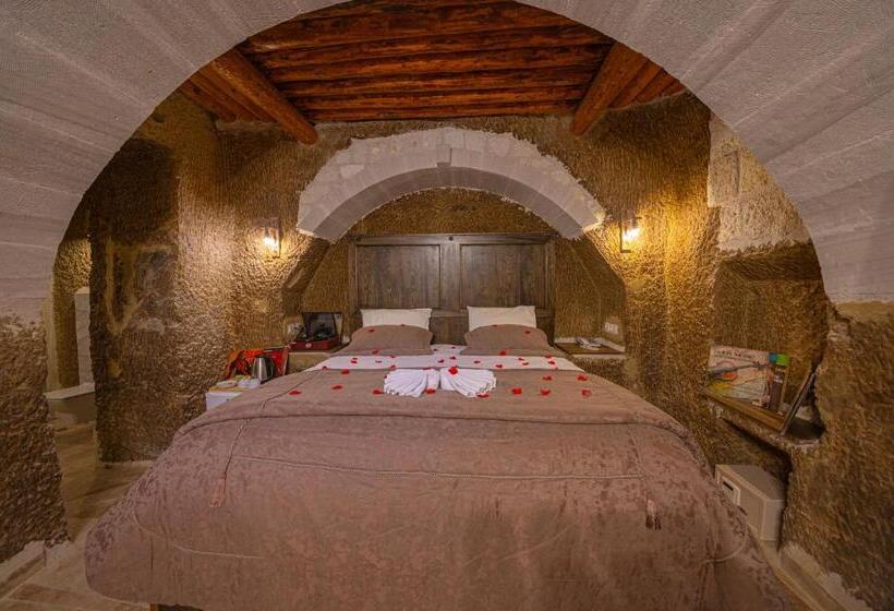 전용 풀장 스위트, Belenus Cave House