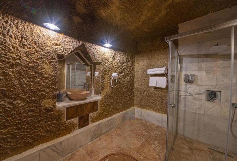 Люкс с Бассейном, Belenus Cave House