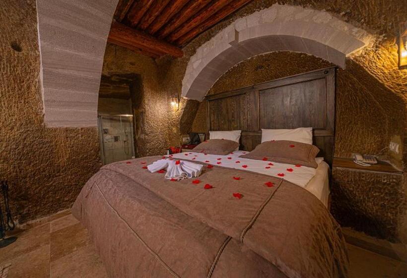 전용 풀장 스위트, Belenus Cave House