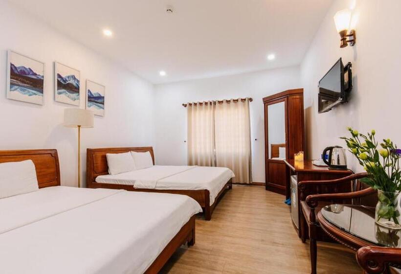 اتاق استاندارد چهار تخته, Khách Sạn Quỳnh Thi Mavis