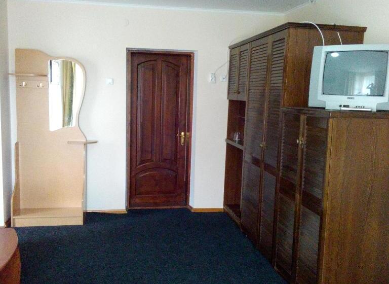 غرفة قياسية, Malyvo