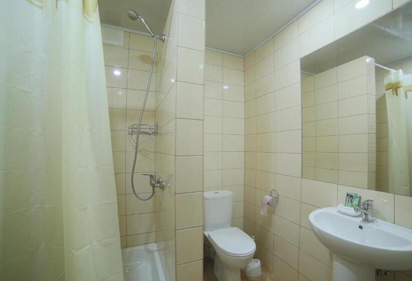 غرفة سوبيريور, Malyvo