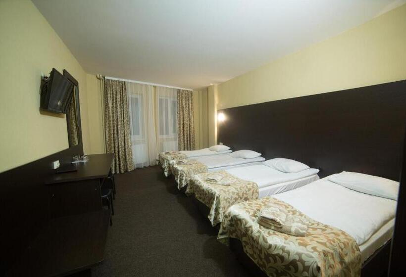 غرفة سوبيريور رباعية, Malyvo