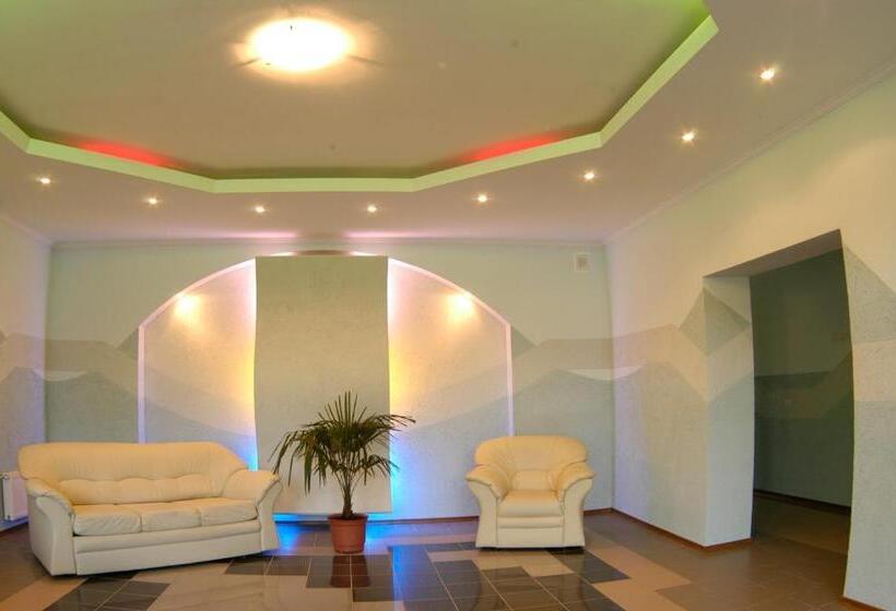 غرفة إقتصادية ثلاثية, Malyvo