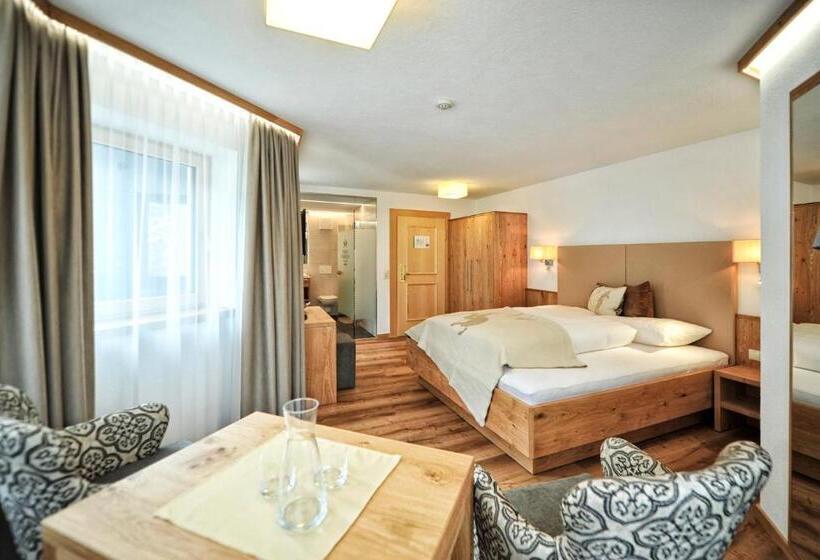 חדר סופריור, Maria Theresia