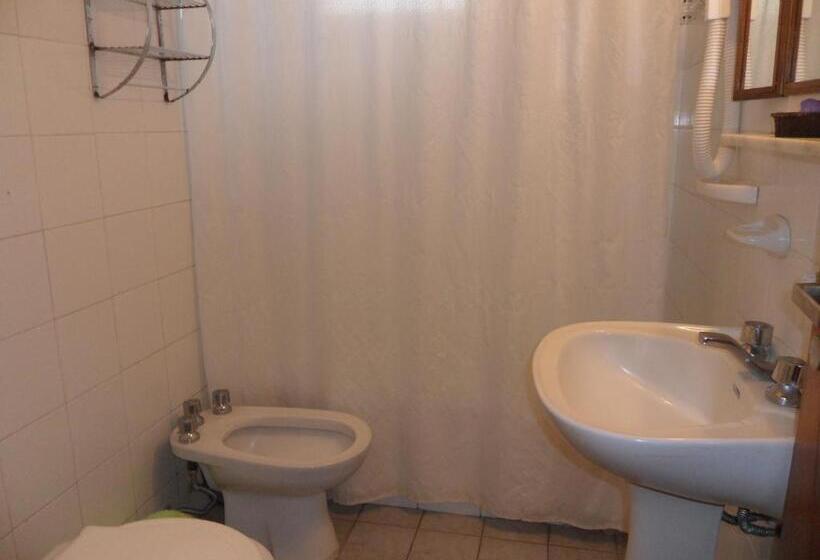 스탠다드 룸 바다 전망, Montecarlo