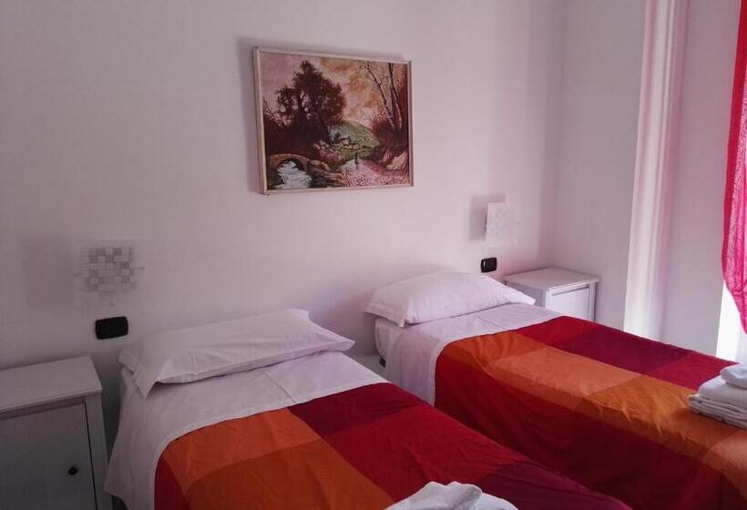 Номер Стандарт, Paradise