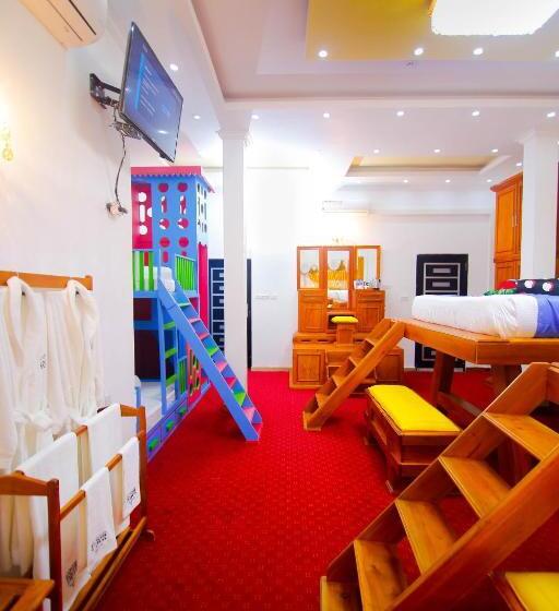 家庭间, White House