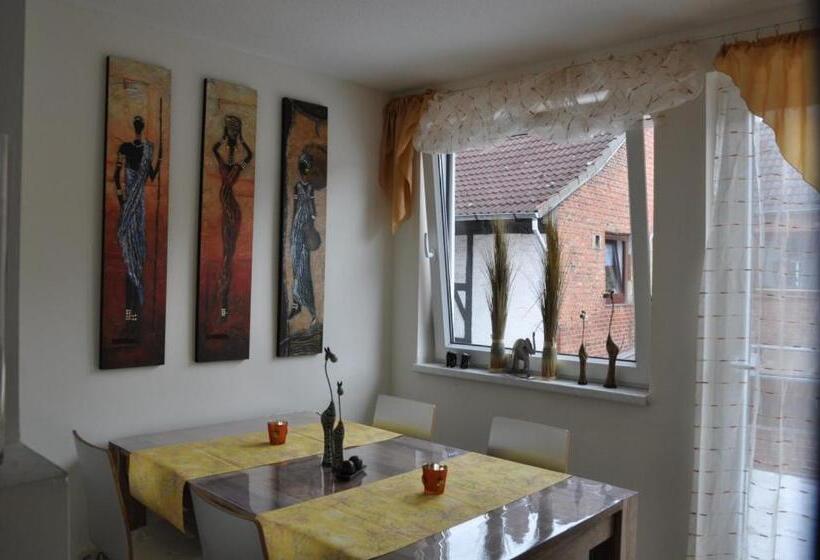 Deluxe room with river view, Apartuum