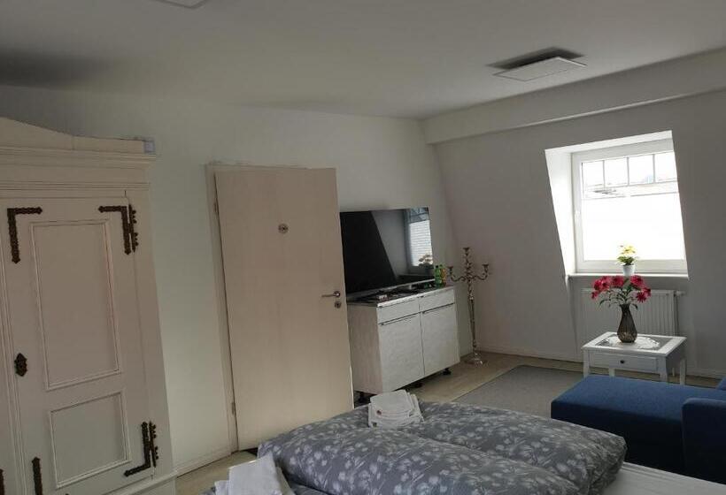 Полулюкс Повышенной Комфортности, Apartuum